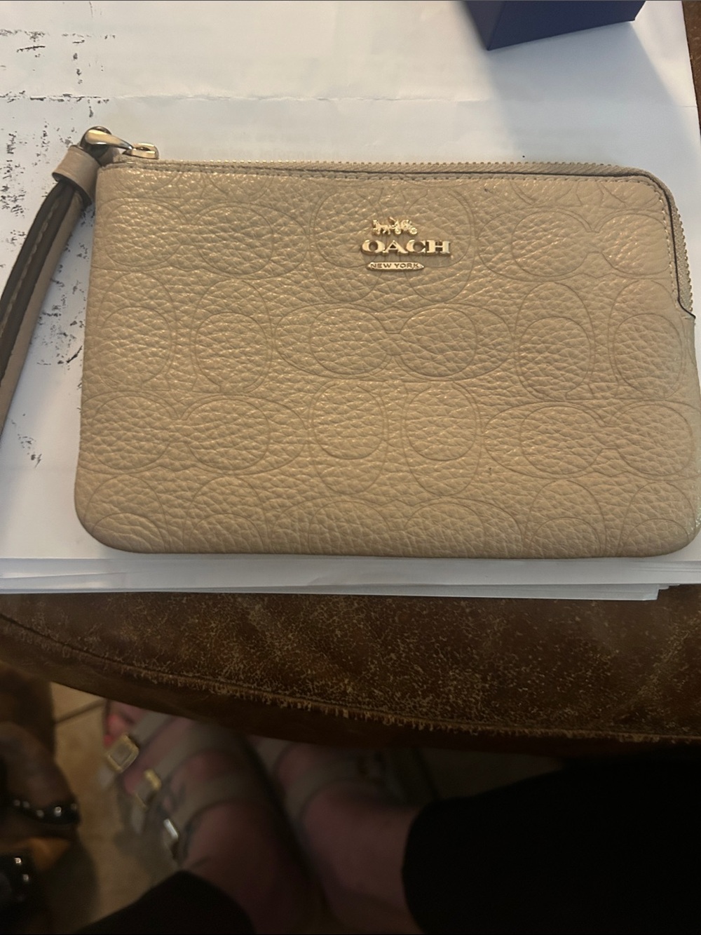 Coach Pebbled Leather Wristlet in Light Beige VGUC